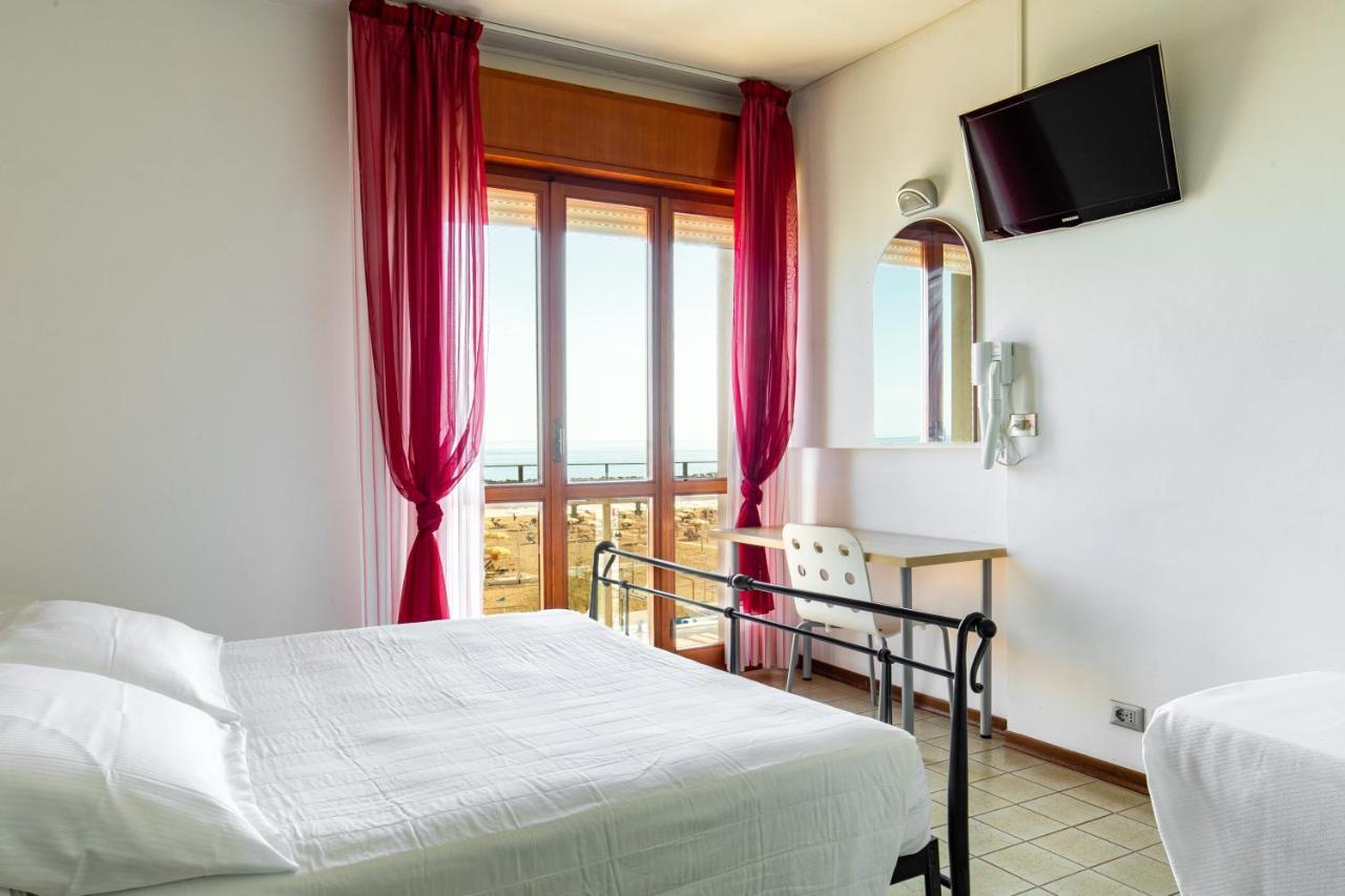 Hotel Palos Rimini Eksteriør bilde